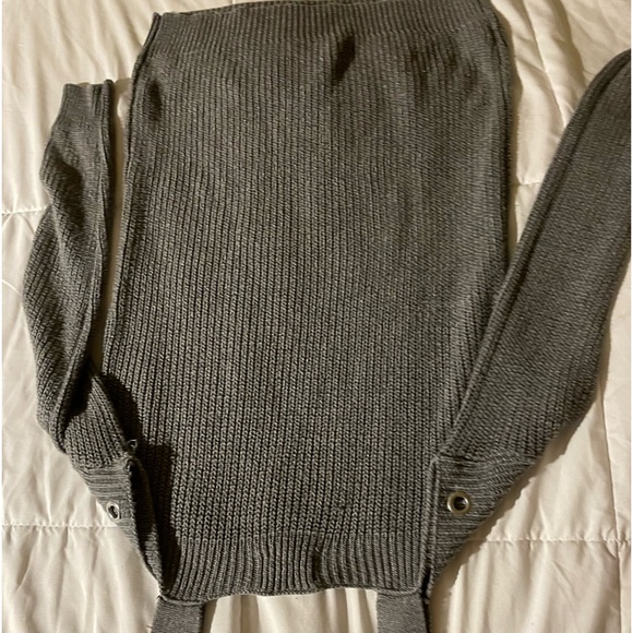 Sweater Top - Picture 2 of 2